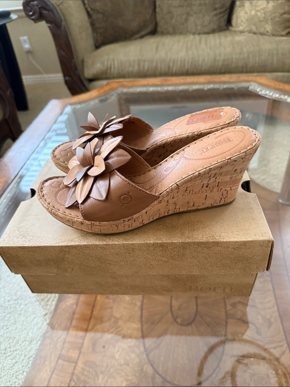Born GRAZIA Natural Vachetta Flower Leather Cork Wedge Sandals 👡 9